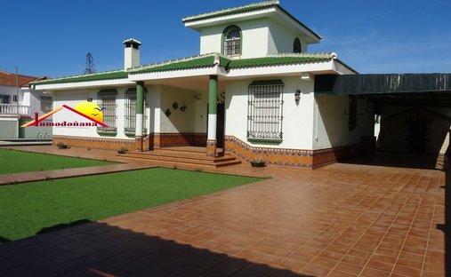 Chalet in Almonte, Andalusia, Spain 1