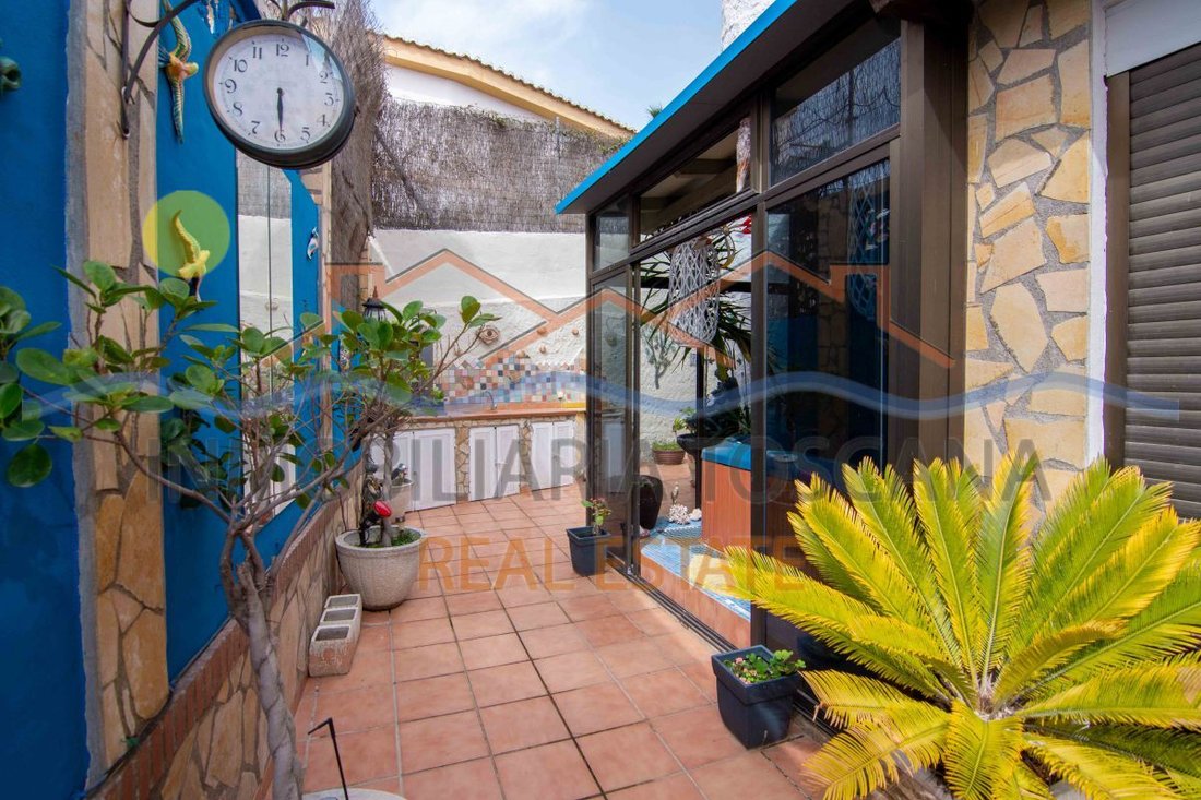 Villa Venta Granada In Granada, Spain For Sale (12833145)