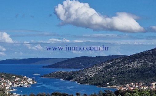Land in Trogir, Split-Dalmatia County, Croatia 1