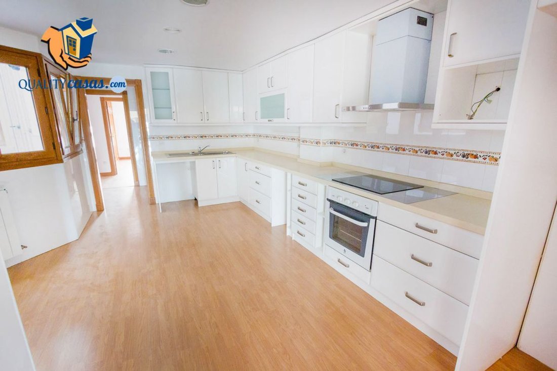 Apartment in Alicante, Valencian Community, Spain 4 - 12836405