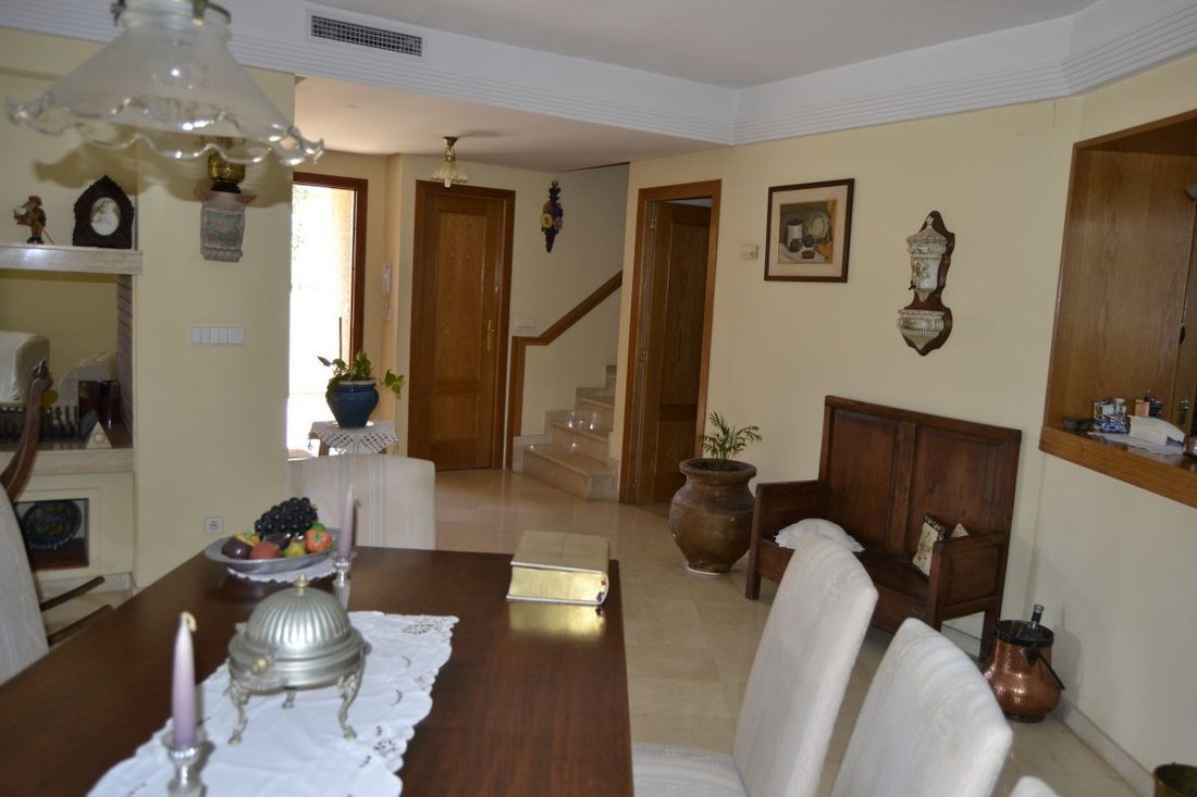 Chalet in Alicante, Valencian Community, Spain 5 - 12834087