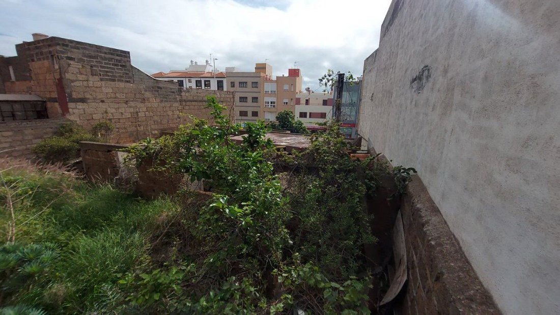 Land in San Cristobal de La Laguna, Canary Islands, Spain 1 - 12834862