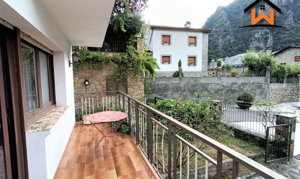 Chalet Venta Andorra La Vella In Andorra La Vella, Andorra For Sale