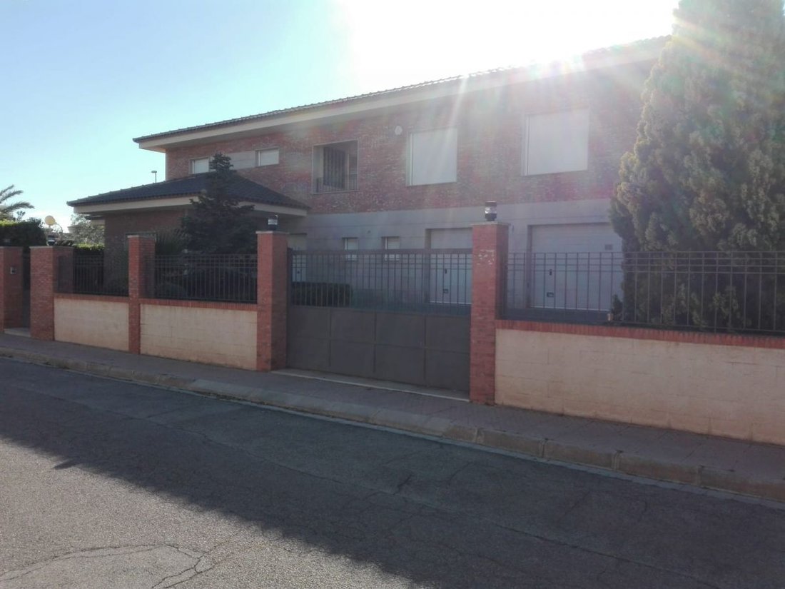 Chalet in Les Alqueries, Valencian Community, Spain 3 - 12834814