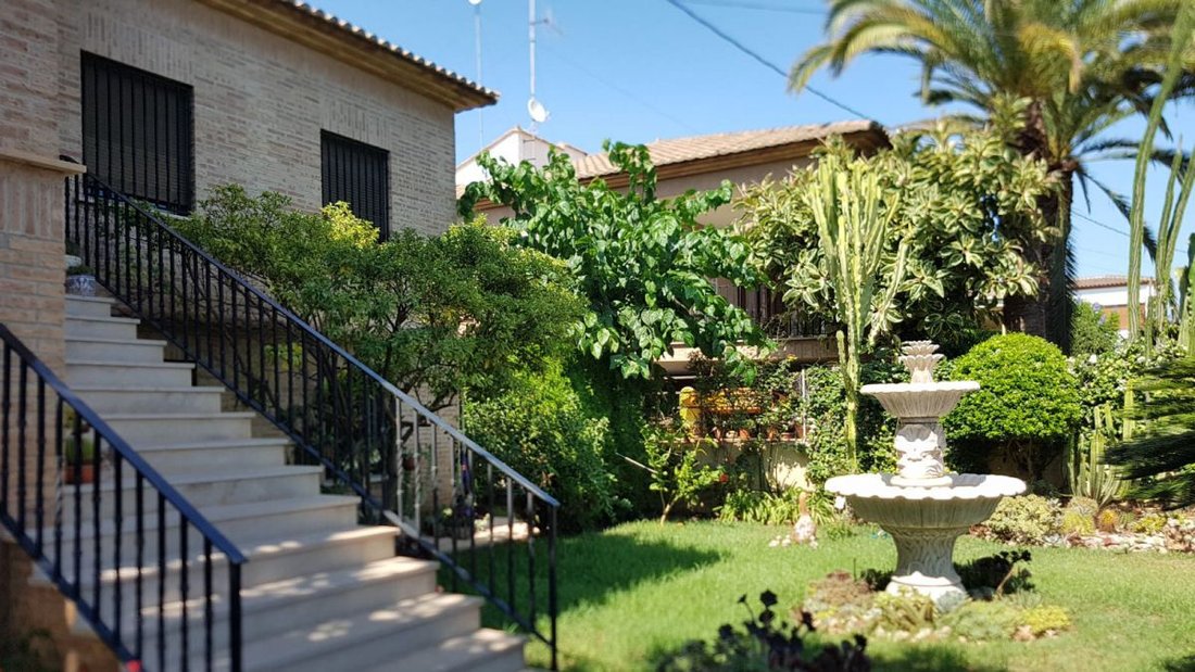 Chalet in Borriana, Valencian Community, Spain 1 - 12834671