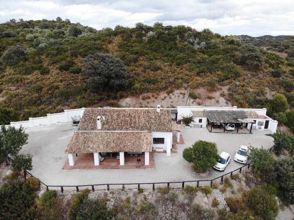 Finca Rústica Venta Sevilla Dans La Puebla De Cazalla, Andalousie