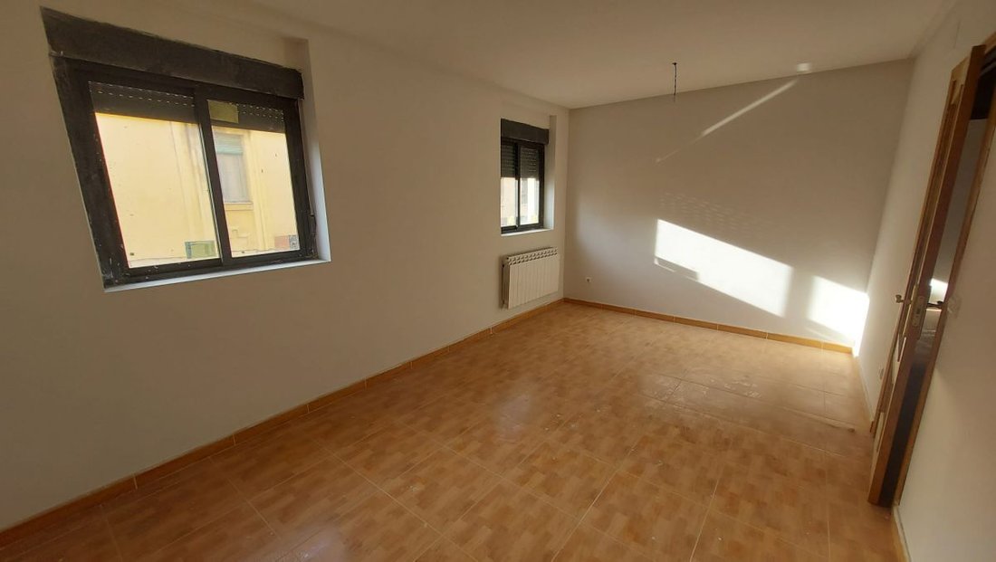 Edificio Residencial Venta León In León, Castile And León, Spain For