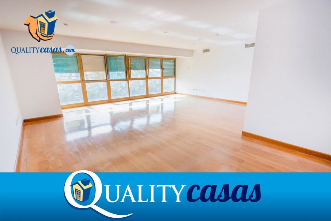 Apartment in Alicante, Valencian Community, Spain 1 - 12836405