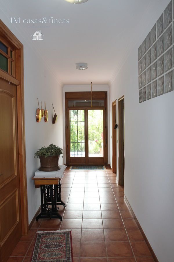 House in Cuevas del Becerro, Andalusia, Spain 3 - 12833939