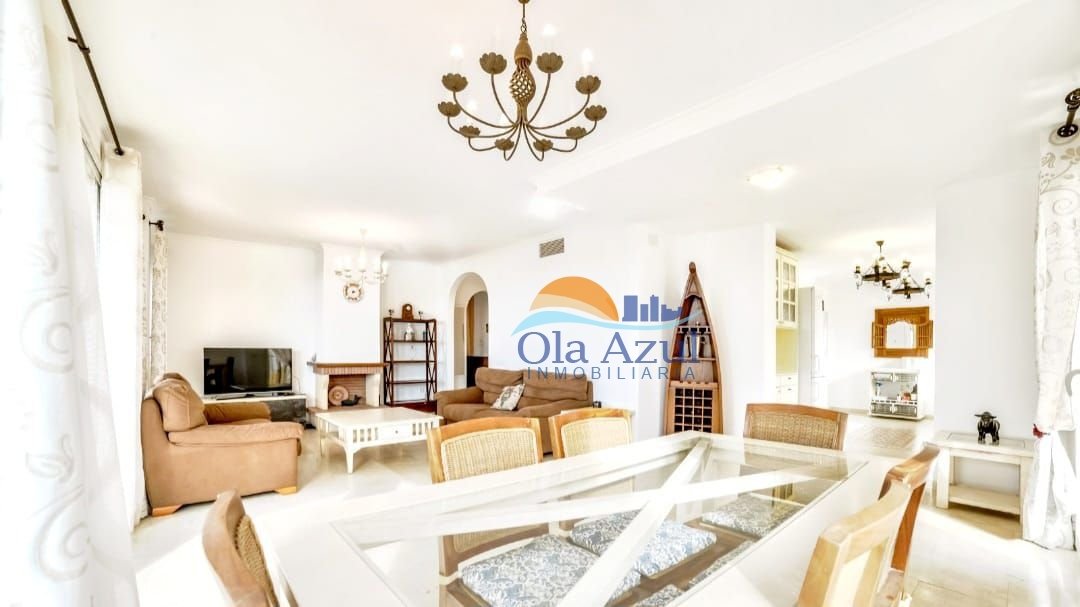 Chalet in Zona de Mascarat, Valencian Community, Spain 4 - 12834760
