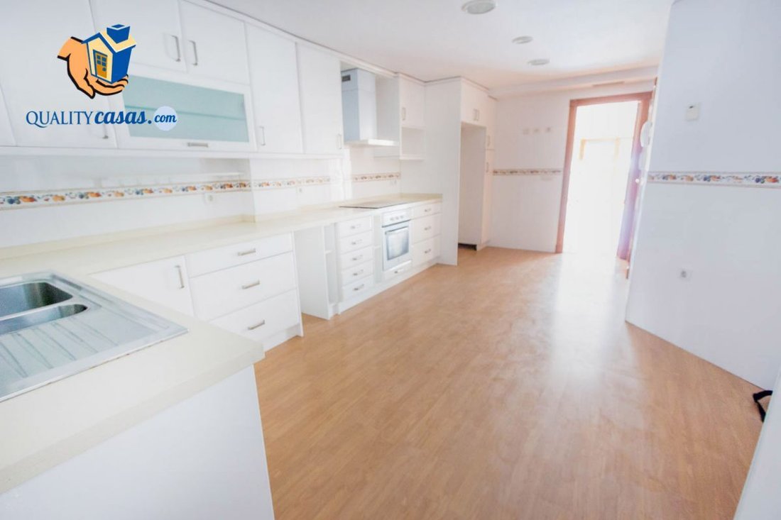 Apartment in Alicante, Valencian Community, Spain 5 - 12836405