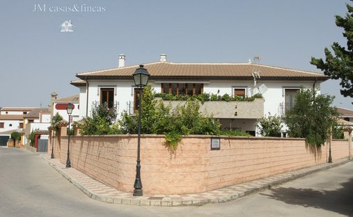 Casa a Cuevas del Becerro, Andalusia, Spagna 1