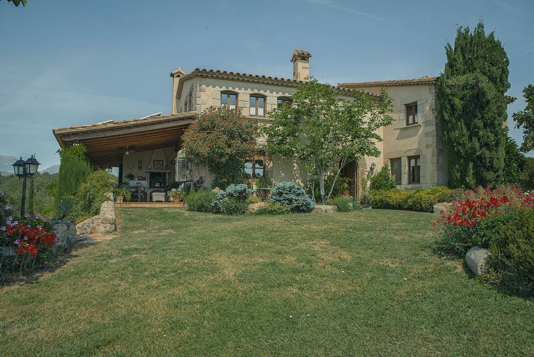 Casa Rural Venta Tarragona In Vilanova D'escornalbou, Catalonia, Spain