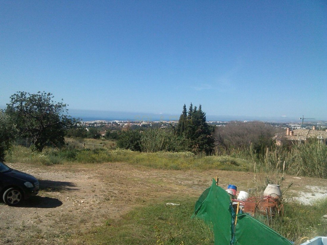 Land in Marbella, Andalusia, Spain 2 - 12834182