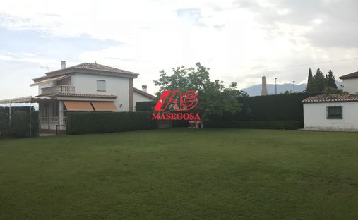 Chalet in Otura, Villa de Otura, Andalusia 1