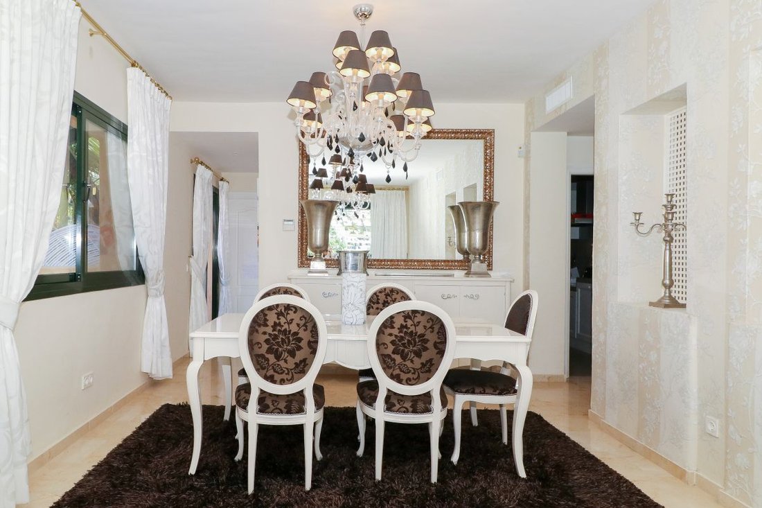 Penthouse in Estepona, Andalusia, Spain 4 - 12835923