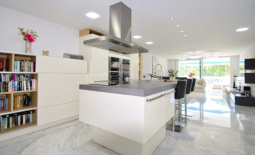 Apartment in Puerto Banus, Marbella, Spain 3 - 12836160