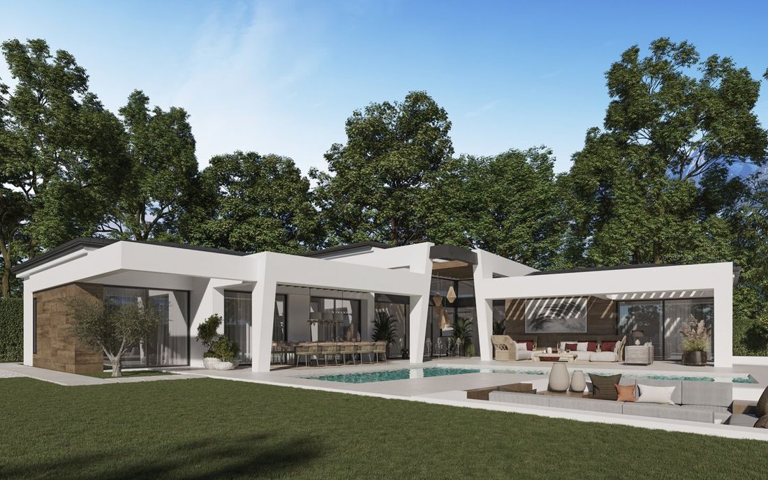 Villa in Nueva Andalucia, Marbella, Spain 2 - 12836801