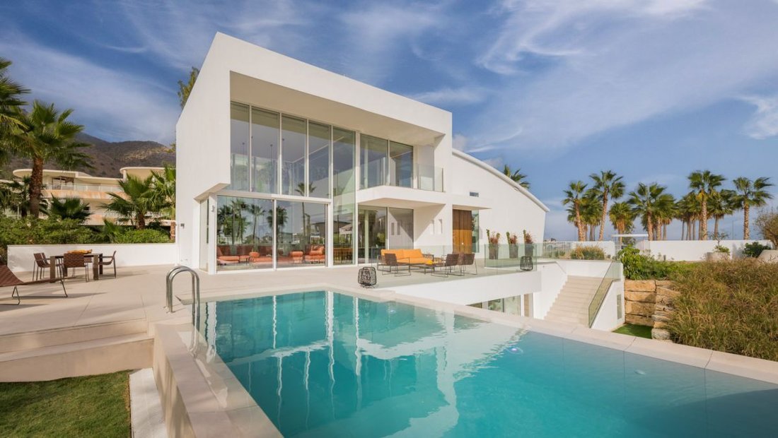 Villa in La Capellania, Benalmadena, Andalusia 4 - 12836254