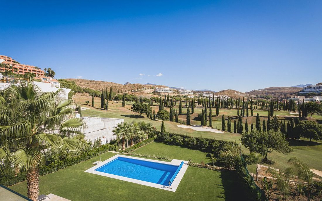 Villa à Cancelada, Estepona, Andalousie 2 - 12836261