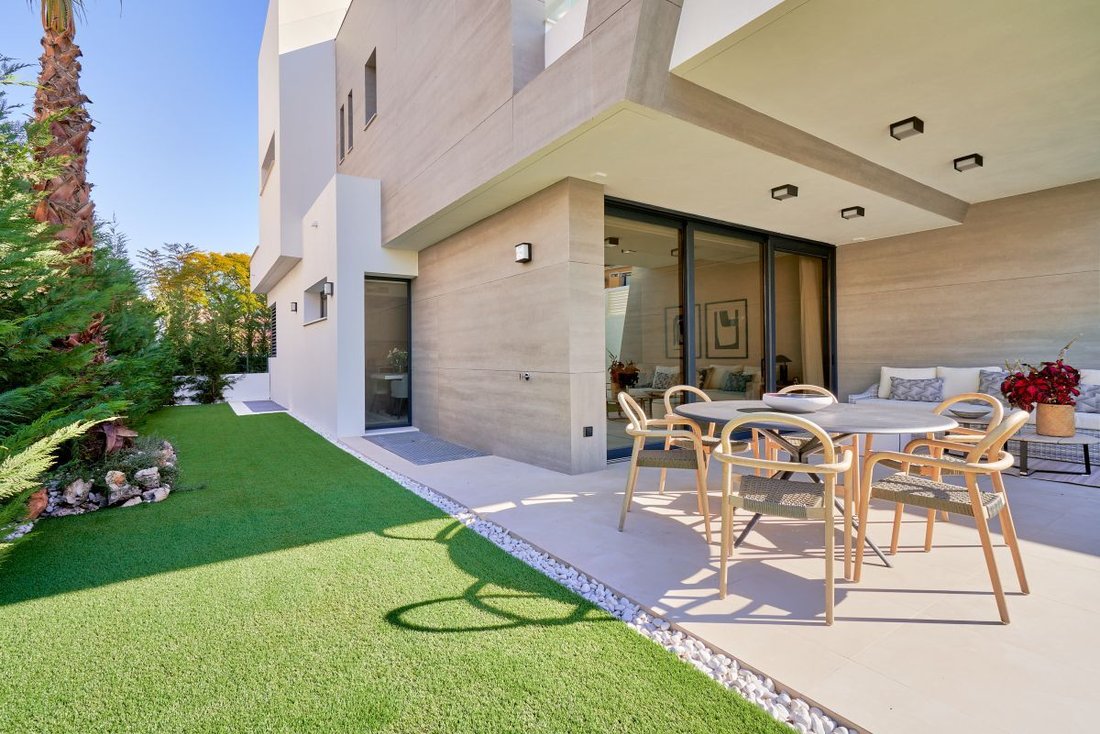 Chalet in Puerto Banus, Marbella, Spain 4 - 12835866