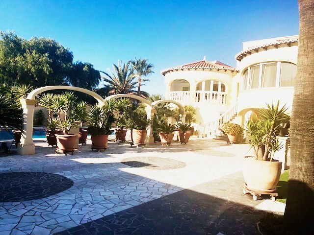 Chalet in Dénia, Land Valencia, Spanien 1 - 12833783