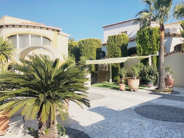 Chalet in Dénia, Land Valencia, Spanien 5 - 12833783