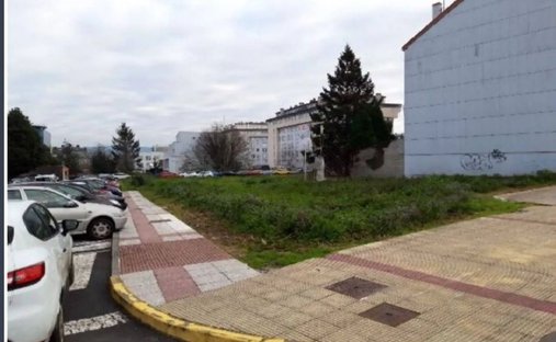 Land in Narón, Galicien, Spanien 1