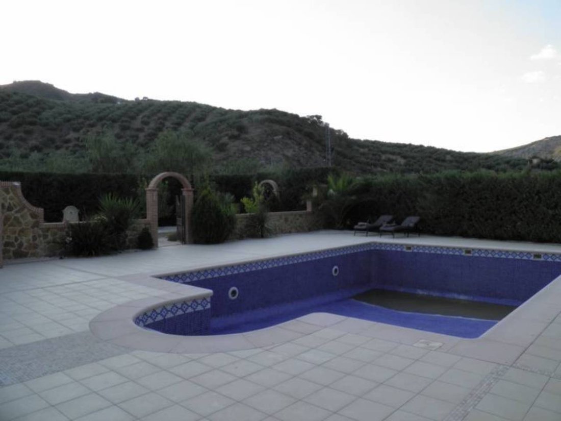 Chalet in Loja, Andalusia, Spain 4 - 12835470