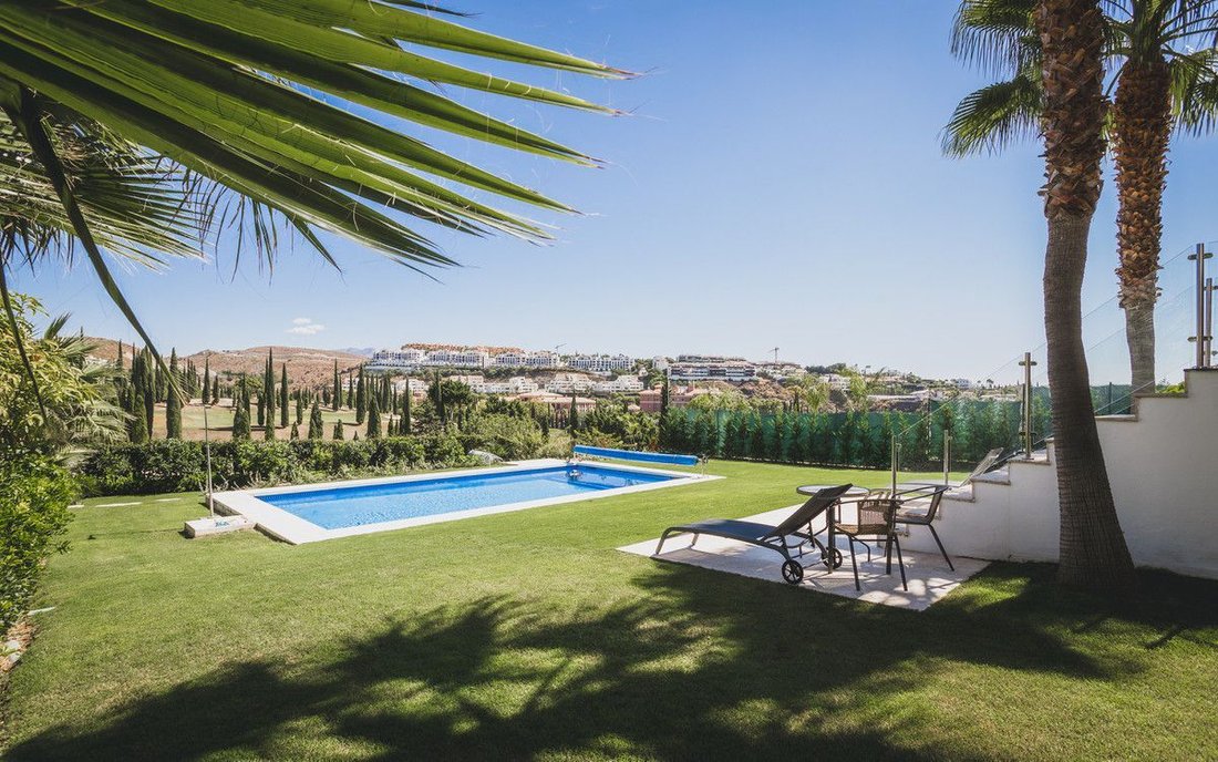 Villa à Cancelada, Estepona, Andalousie 3 - 12836261