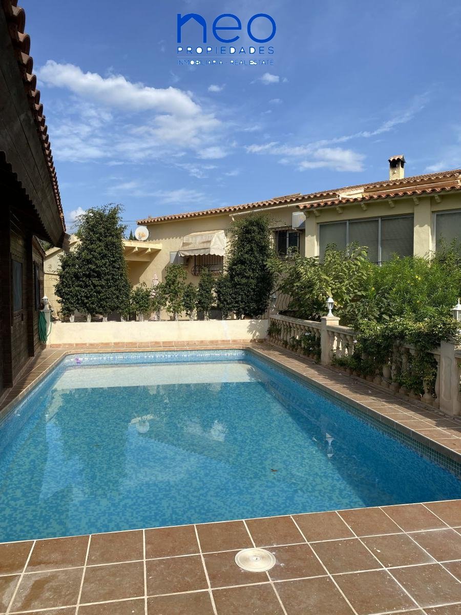 Chalet in l'Alfas del Pi, Valencian Community, Spain 1 - 12835742