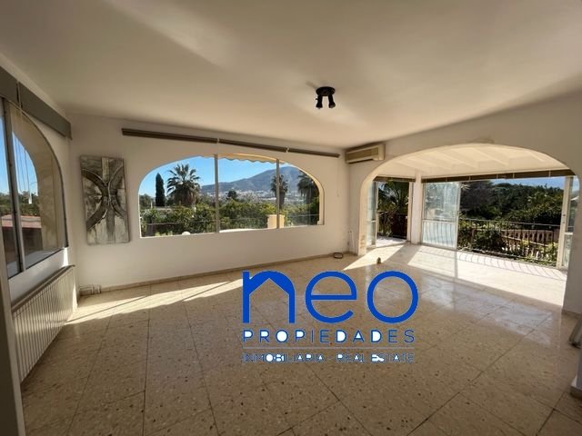 Chalet in l'Alfas del Pi, Valencian Community, Spain 4 - 12835742