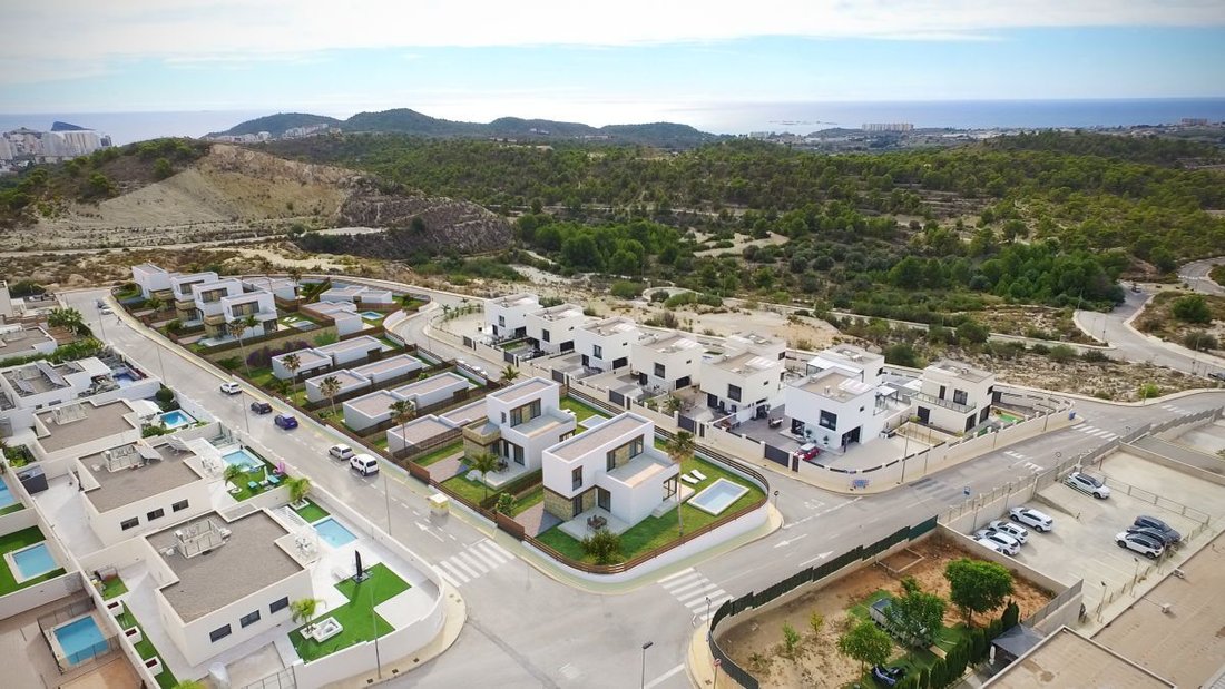 Villa in Finestrat, Valencian Community, Spain 3 - 12836840