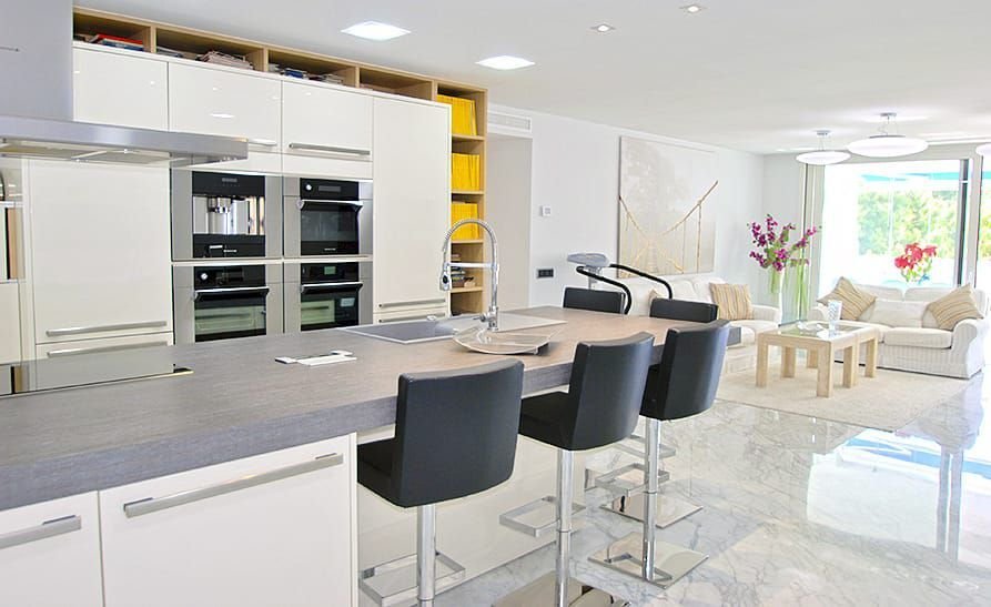 Apartment in Puerto Banus, Marbella, Spain 5 - 12836160