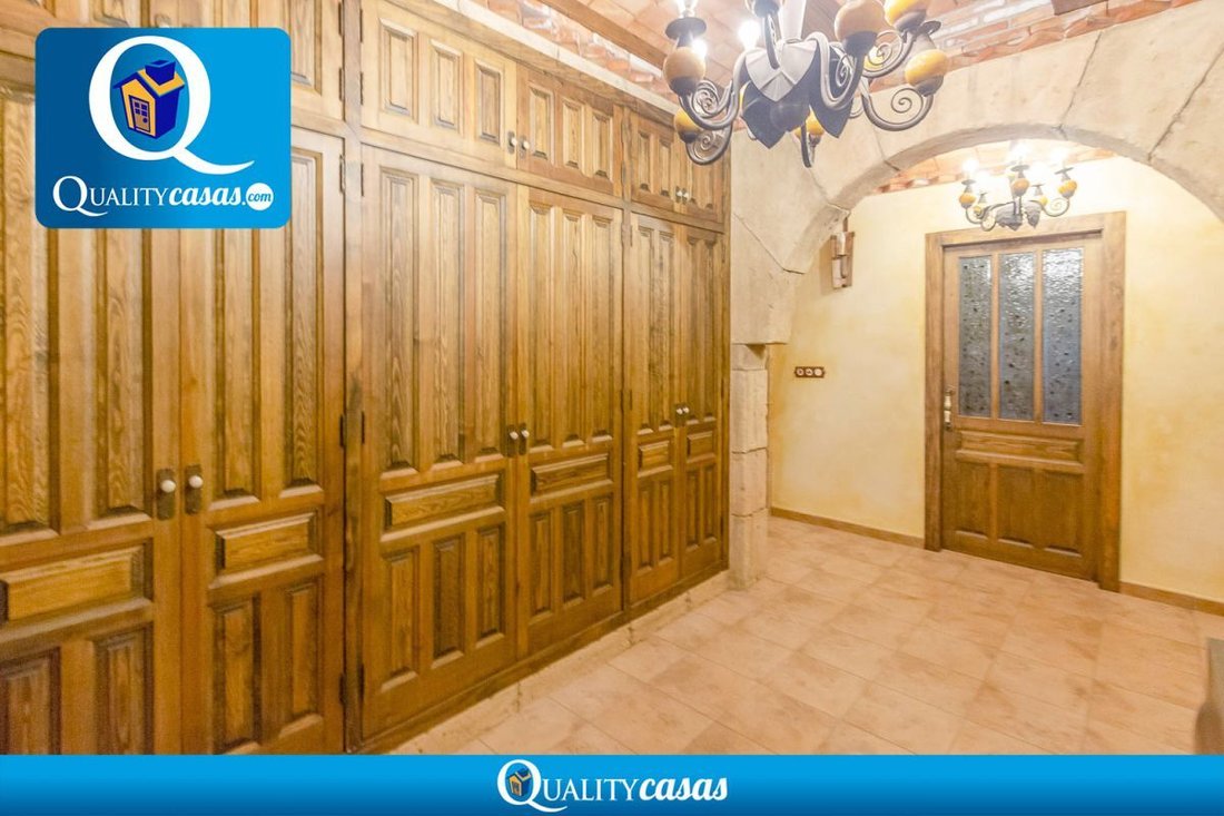 Chalet in Elx / Elche, Valencian Community, Spain 5 - 12837531