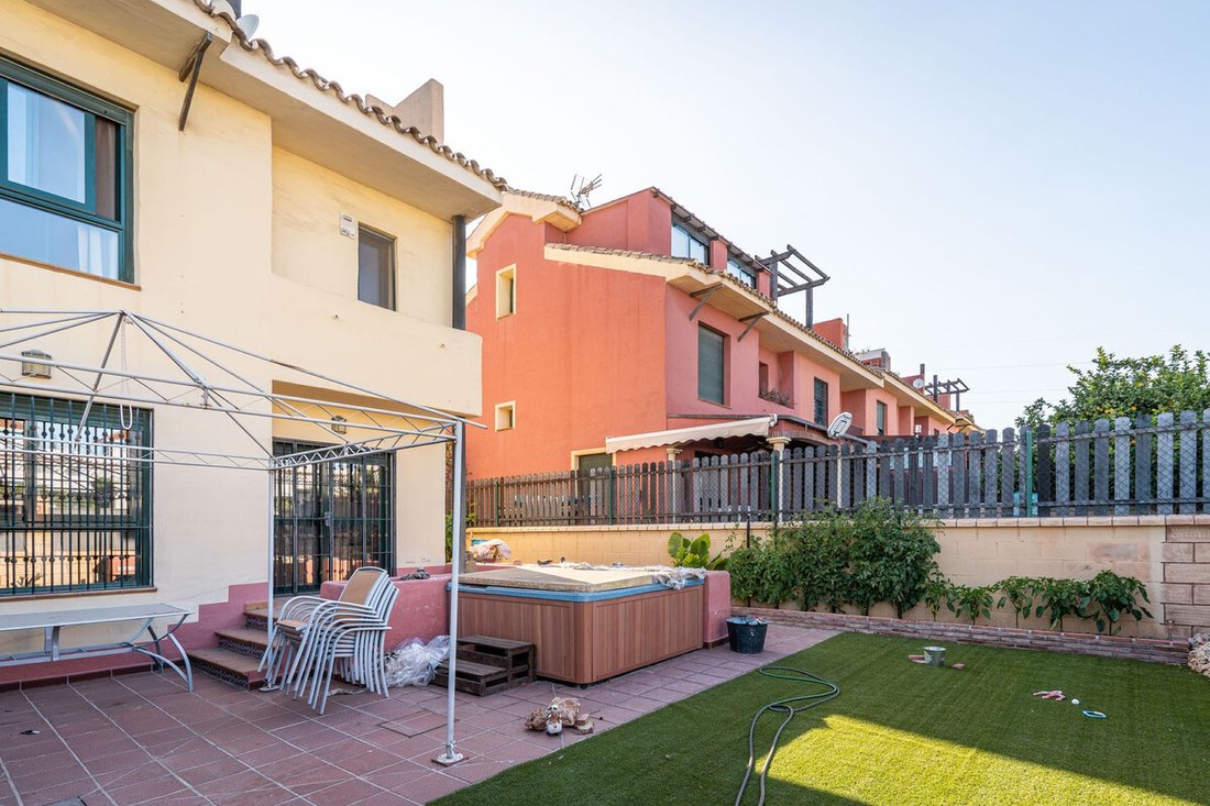 Townhouse in Cancelada, Estepona, Andalusia 2 - 12838661
