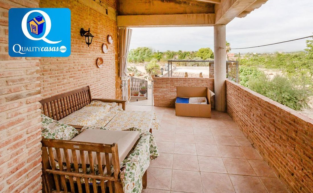 Chalet in Alicante, Valencian Community, Spain 5 - 12837702