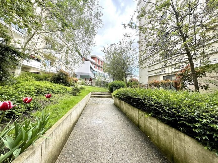 Vincennes Apartment Dans Vincennes, île De France, France à Vendre (12843615)