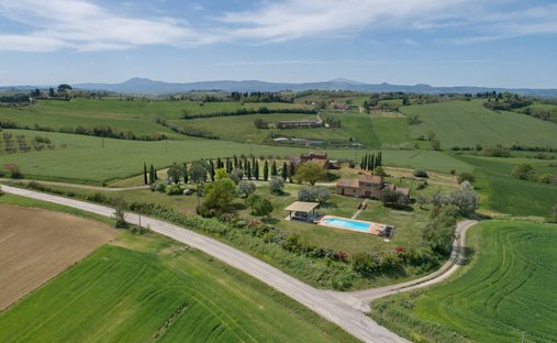 Country House in Center, Cortona, Tuscany 1