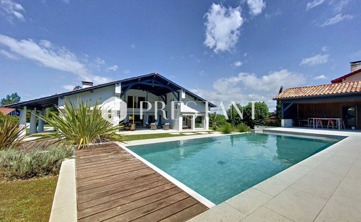 House in Arcangues, Nouvelle-Aquitaine, France 1