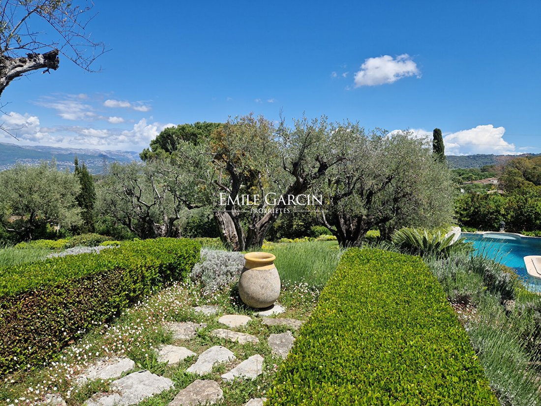 Villa in Mougins, Provence-Alpes-Côte d'Azur, France 3 - 12838354