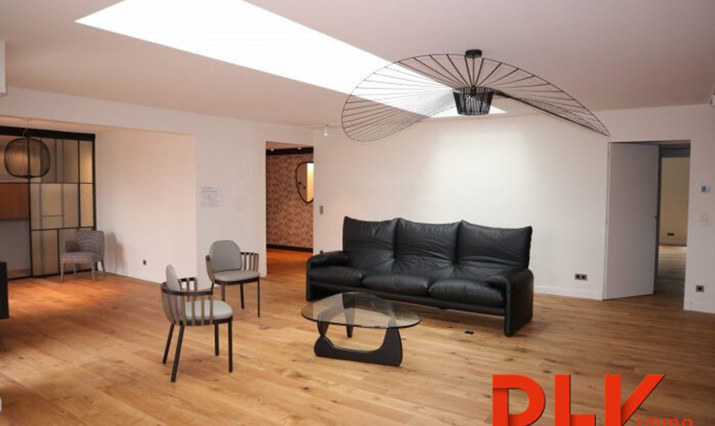 Fontainebleau Apartment In Fontainebleau, France For Sale (12842969)