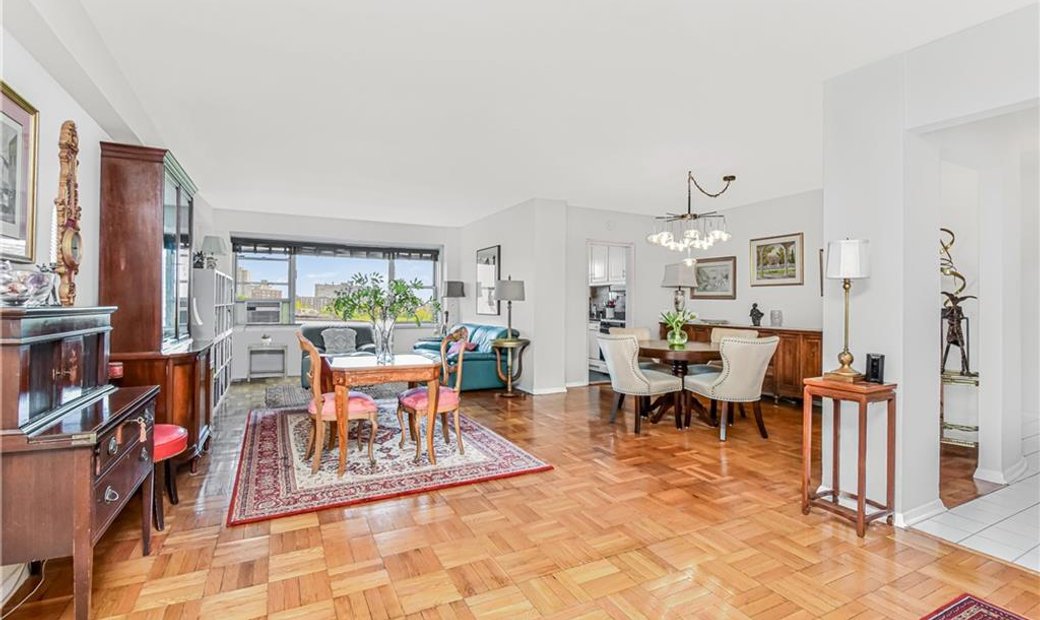 Coop Bronx In New York, New York, United States For Sale (12838866)