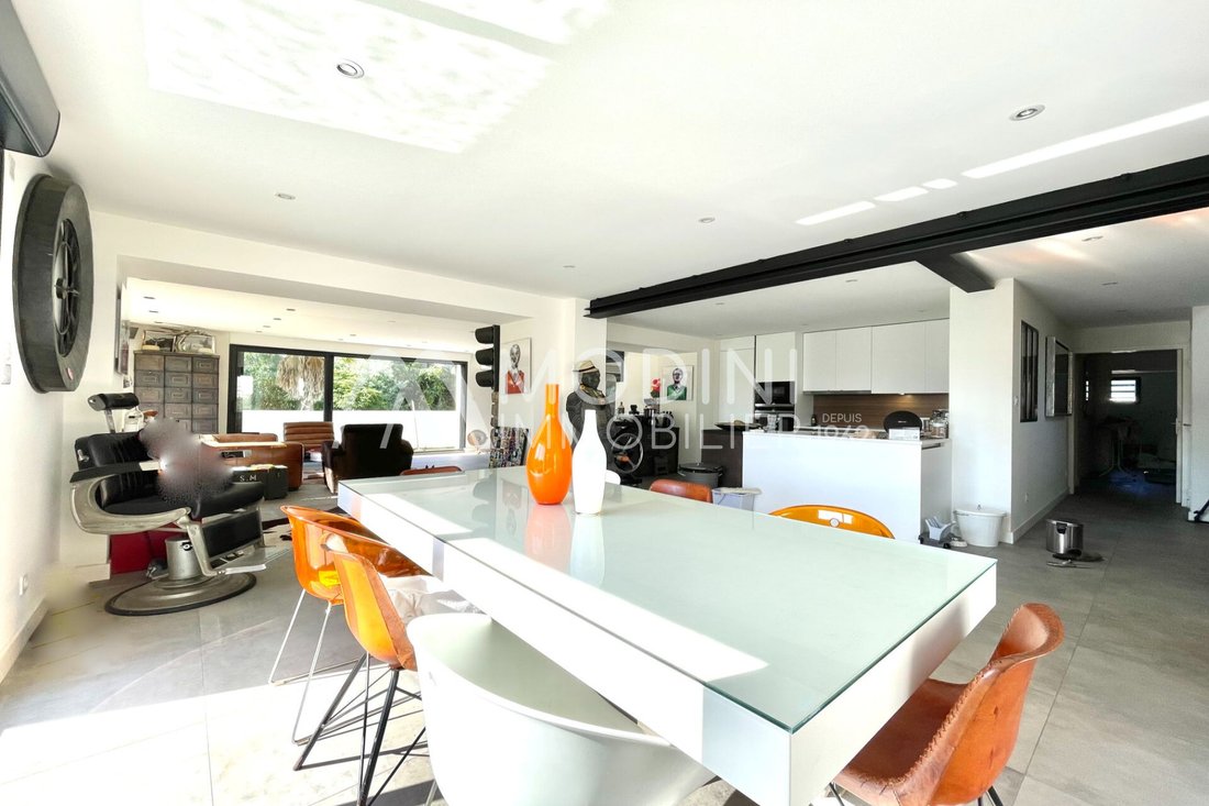 Villa in Ville-Les Saquedes-Le Bouillonnet, Sainte-Maxime, France 2 - 12839726