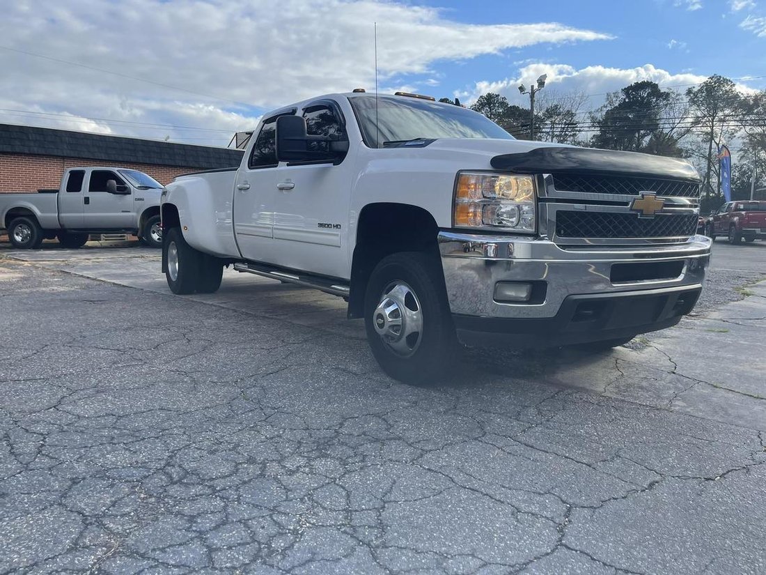 2011 Chevrolet 350 In Dothan, Alabama, United States For Sale (12840062)