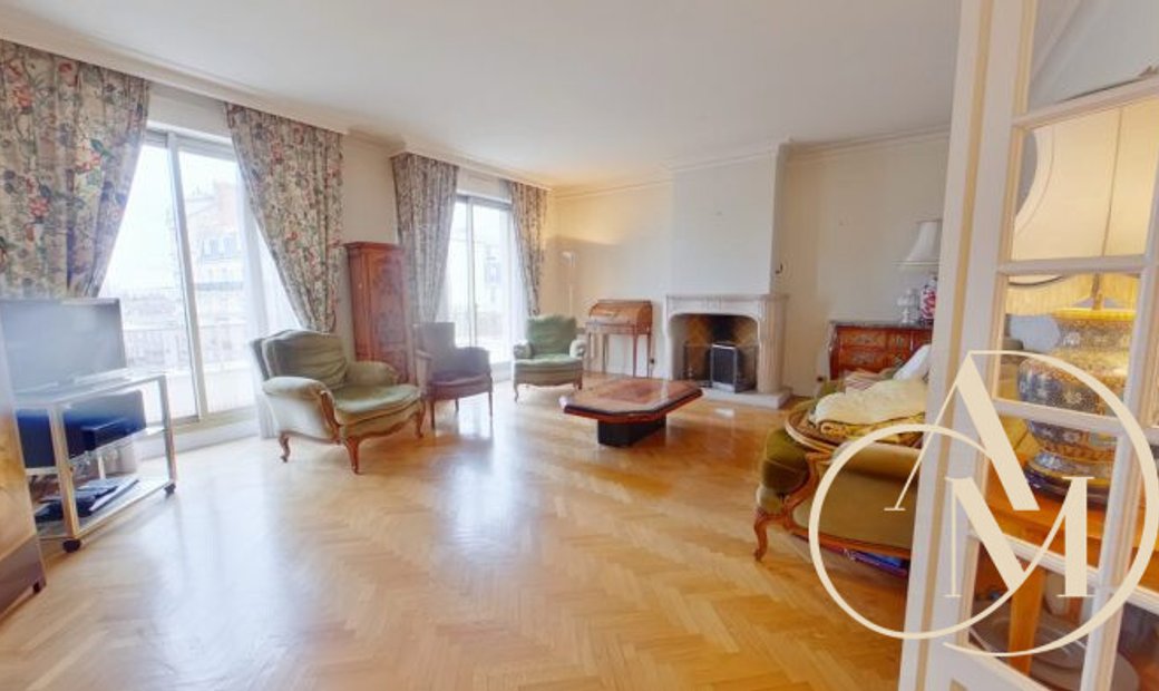 Enghien Les Bains Apartment In Enghien Les Bains, île De France, France For Sale (12841393)