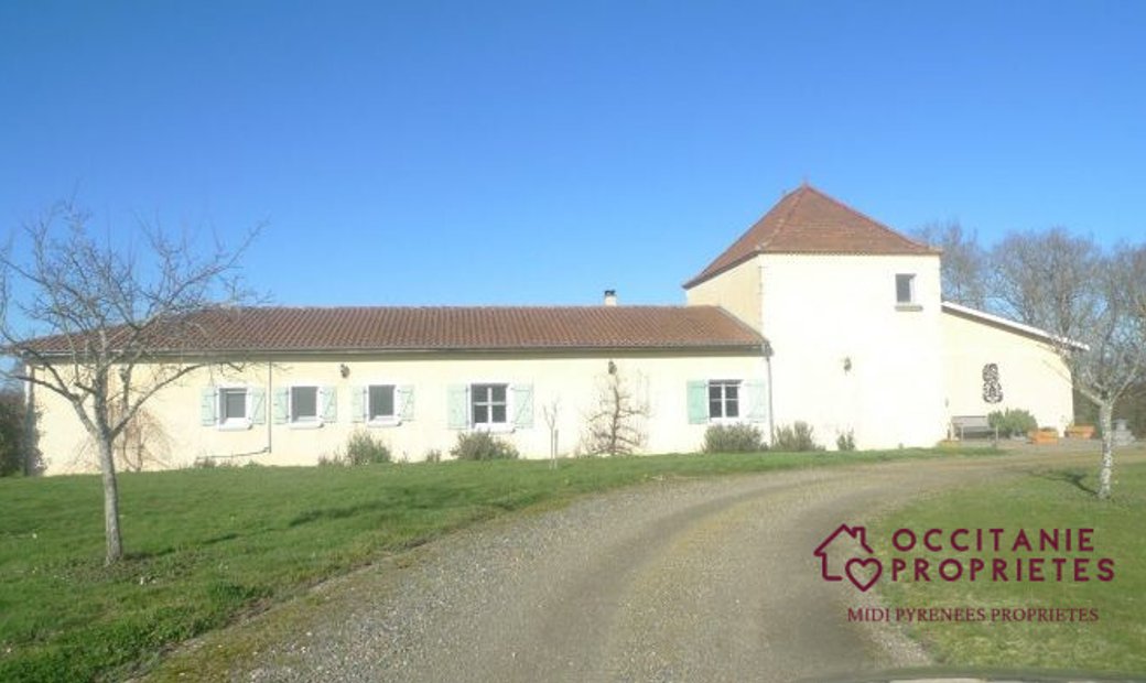 Plaisance Individuelle In Plaisance, France For Sale (12843205)