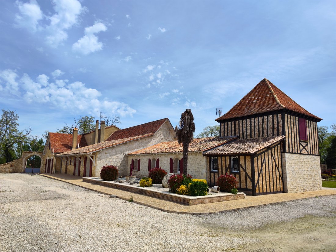 House in Bergerac, Nouvelle-Aquitaine, France 2 - 12838265