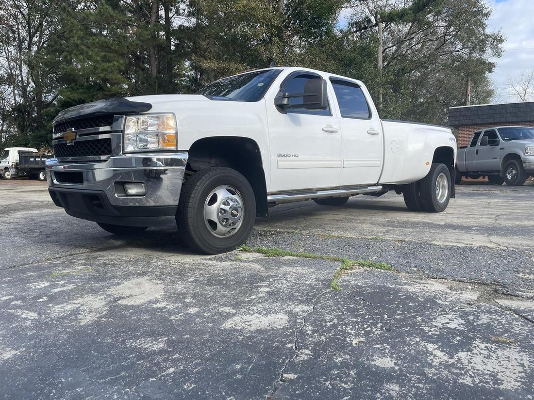 2011 Chevrolet 350 In Dothan, Alabama, United States For Sale (12840062)