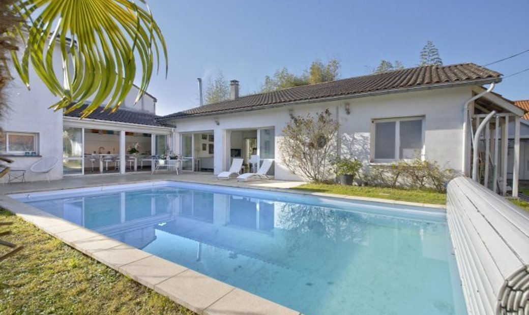 Mérignac Plain Pied In Mérignac, Nouvelle Aquitaine, France For Sale